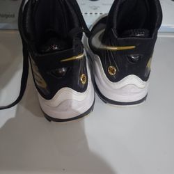 Nike Sneakers Air Max..LeBron James Edition 