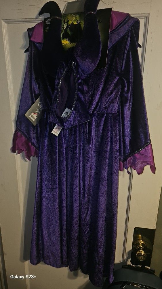 Halloween costume