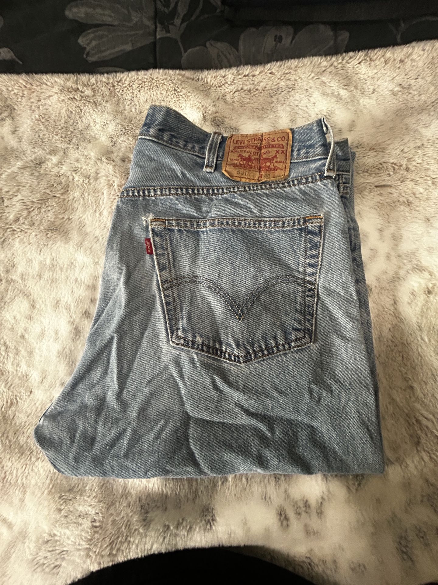 THRIFTED LEVIS 501