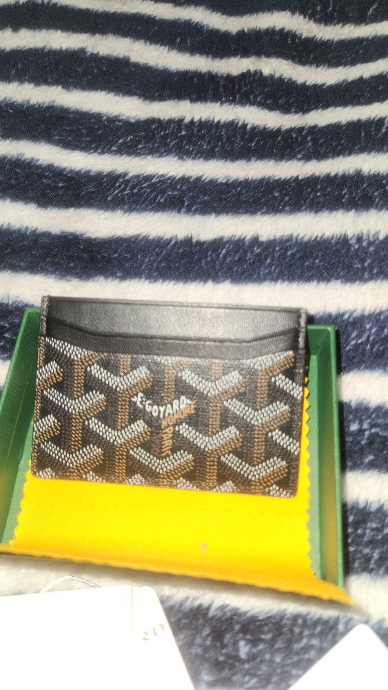 Black Goyard Card Holder (damaged box)