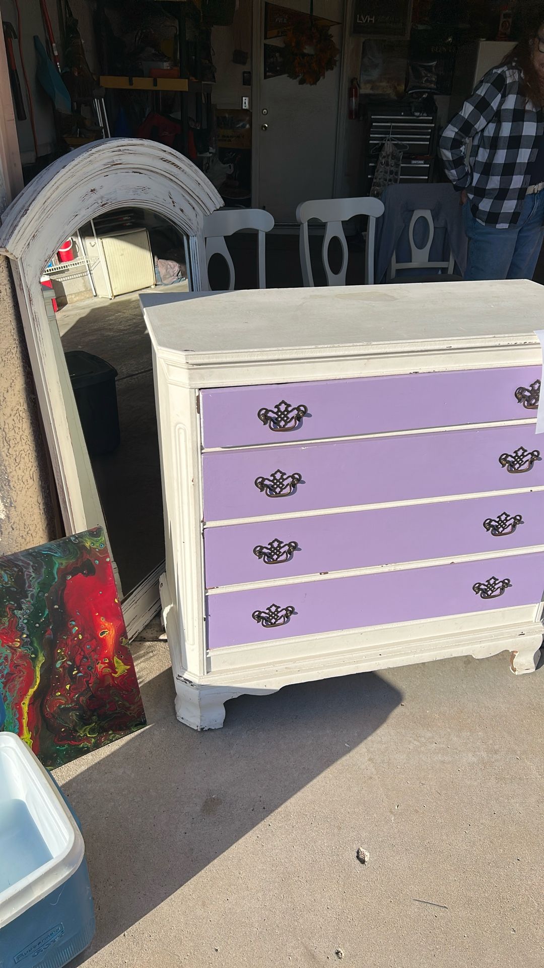 Solid Dresser With Mirror
