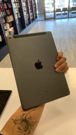 iPad 7th Gen 32GB lte