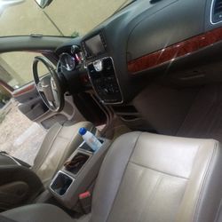 2014 Chrysler Town And Country 