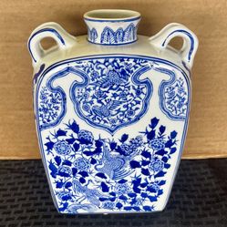Vintage Bombay Blue & White Porcelain Chinese Water Jug Vase 