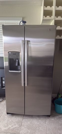 GE Side by Side Stainless Steel Fridge and Freezer