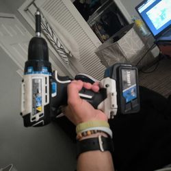 20 Volt Hart Drill 