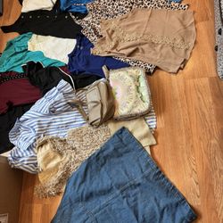 HUGE bundle of women clothes dresses shirts bags summer spring Size Small 4/6