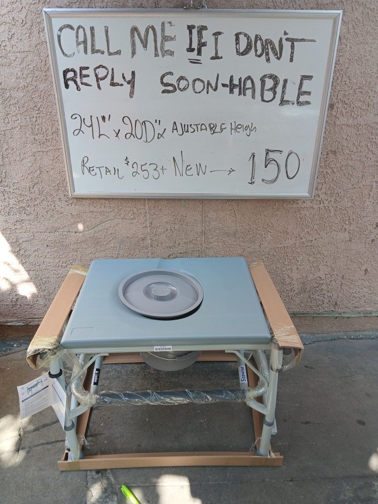 Adult Bedside Toilet Commodore