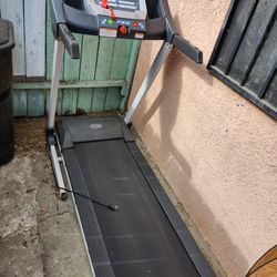 Treadmill 