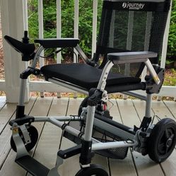 Journey Zoomer Power Chair