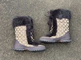 Buy the COACH Jennie Signature Black Rabbit Fur Boots Women's Size 9 B