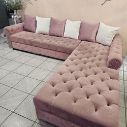 Tufted Sectional