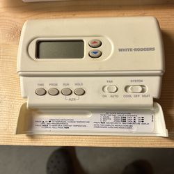 Thermostat White Rogers