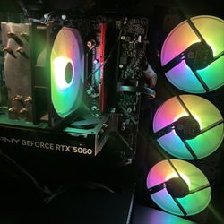 CyberPowerPC - Gaming Desktop - Intel Core i5-14400F - NVIDIA GeForce RTX 5060 8GB - 16GB DDR5 - 1TB PCle 4.0 SSD - Black