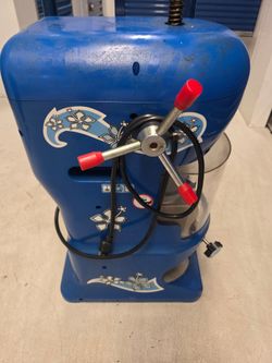 Shaved ice machine