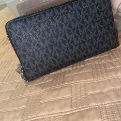New Women’s Wallets Michael Kors Authentic 