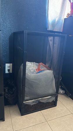 Black Mesh Reptile Enclosure Terrarium