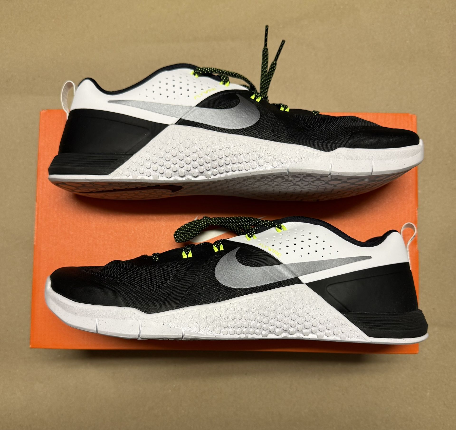 Nike Metcon 1 OG 2025 men’s size 14 weightlifting training CrossFit shoes NEW! Nike Metcon 1 OG Total Orange Gym Training Shoes FQ1854-800  main image 3