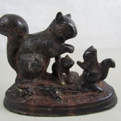 Vtg Brass Squirrel Family Painted Figurine 6 3/8" Length X 4 3/4" Height
