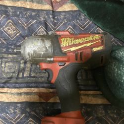 Milwaukee Impact Wrench 