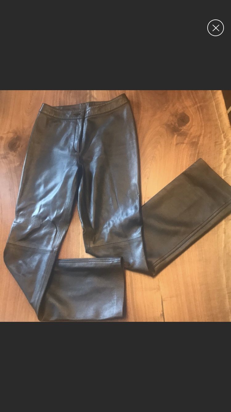 100% Black Leather Pants, size 4