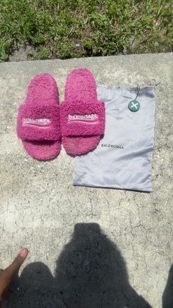 pink authentic balenciaga slides