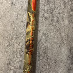 Fly fishing pole, barely used brand new