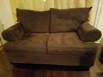 Raymour & Flanigan Brown Loveseat