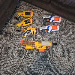 6 Nerf Guns With Bullets
