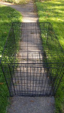 Dog crate
