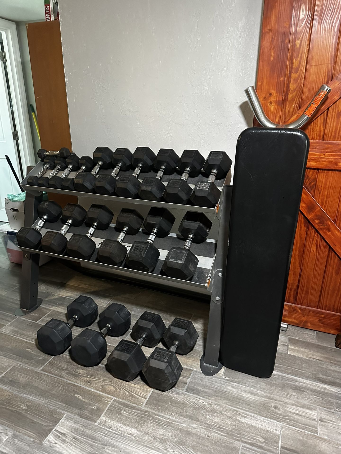 RUBBER DUMBBELL SET 722 Lbs By CAP with HOIST RACK and Universal Bench (Belonged To OLD Orlando Arena From 1988 To 2008