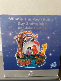 Disney’s  “Winnie The Pooh” Rainy Day snow globe