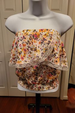 Cute Floral Tube Top  by:Kirra