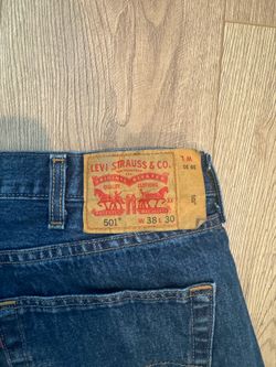 Levi’s 501 male jeans