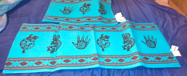 Anasazi Table Runner and Place Settings