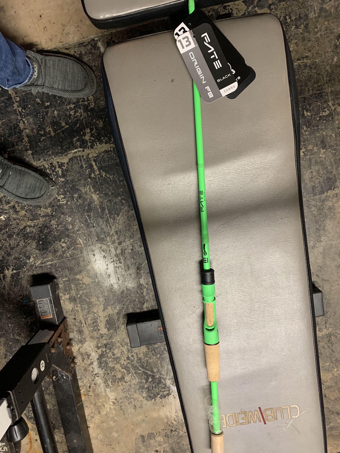 13 Fishing Fate Black Rod