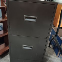 Metal Filing Cabinet 