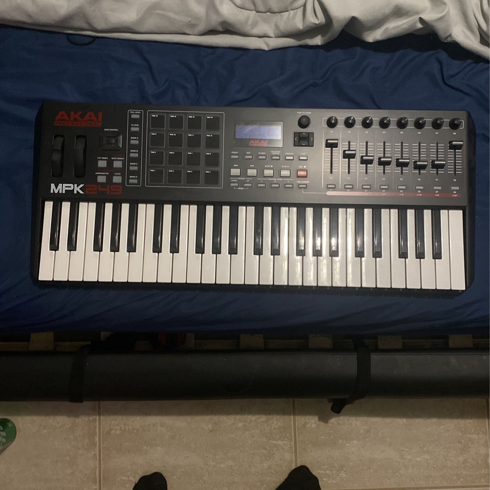 Akai MPK 249 Keyboard