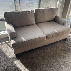 Nice Couch No Delivery 