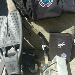 Scuba, Snorkeling gear,