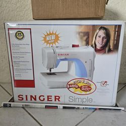Singer Simple Sewing  Machine 