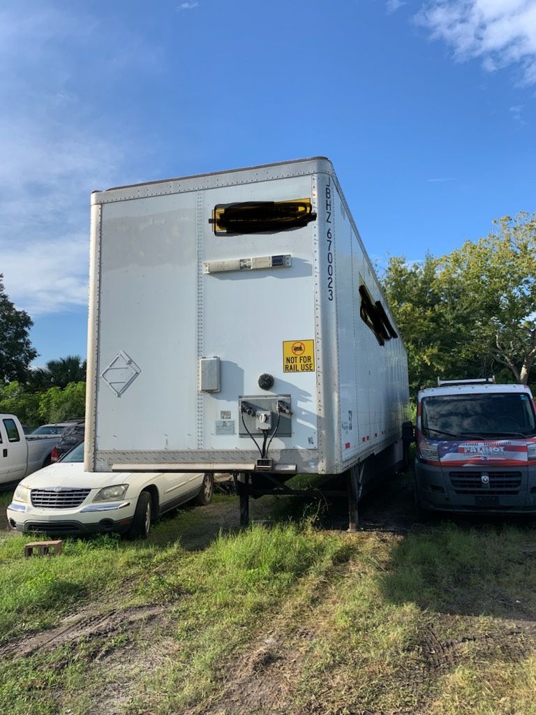 2017 White Wabash Trailer