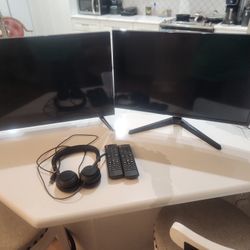 HDMI Monitors (2) With Headset 