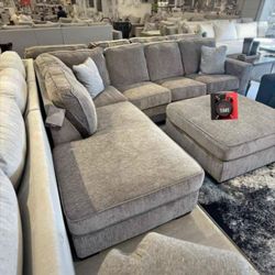 Altari Alloy LAF Sectional