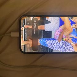 iPhone 12(read description)