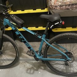 Trek Marlin 5 Mountain Bike
