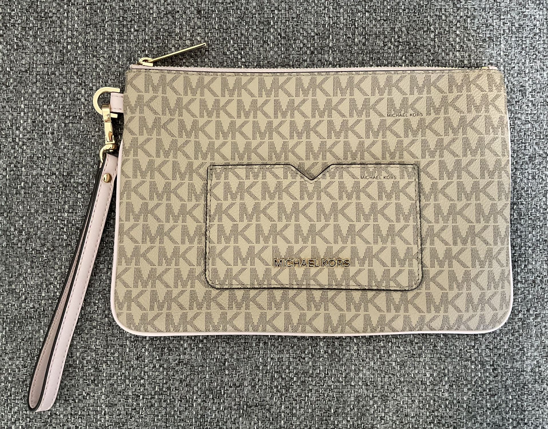 MK Jet Large Wristlet