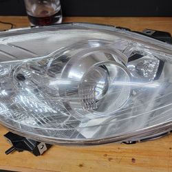 2008-2010 Mzda 5 Right Headlight 