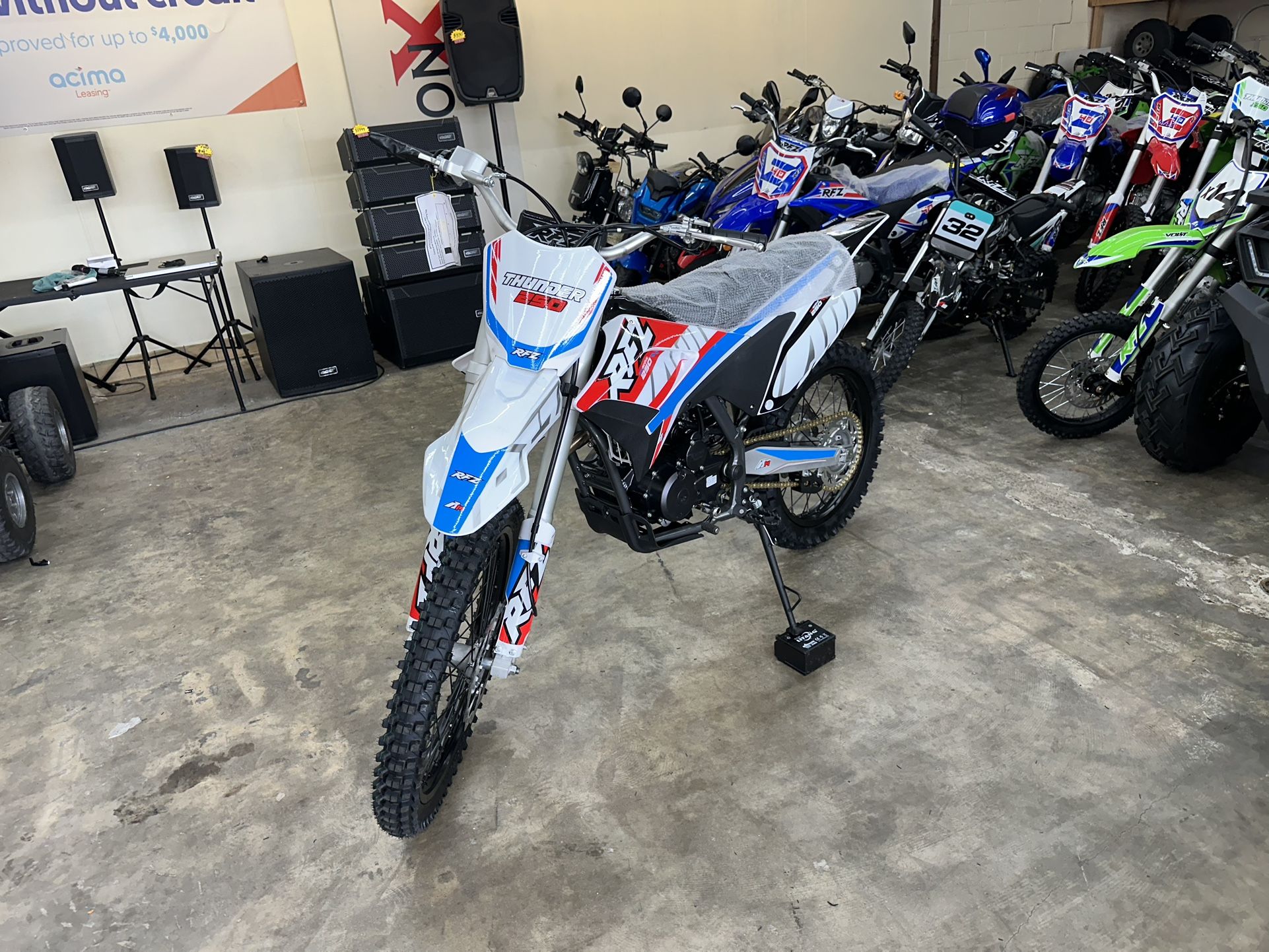 APOLLO DIRT BIKE 250cc