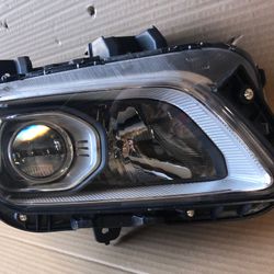 For 2018 2019 2020 2021 Hyundai Kona Headlight Halogen